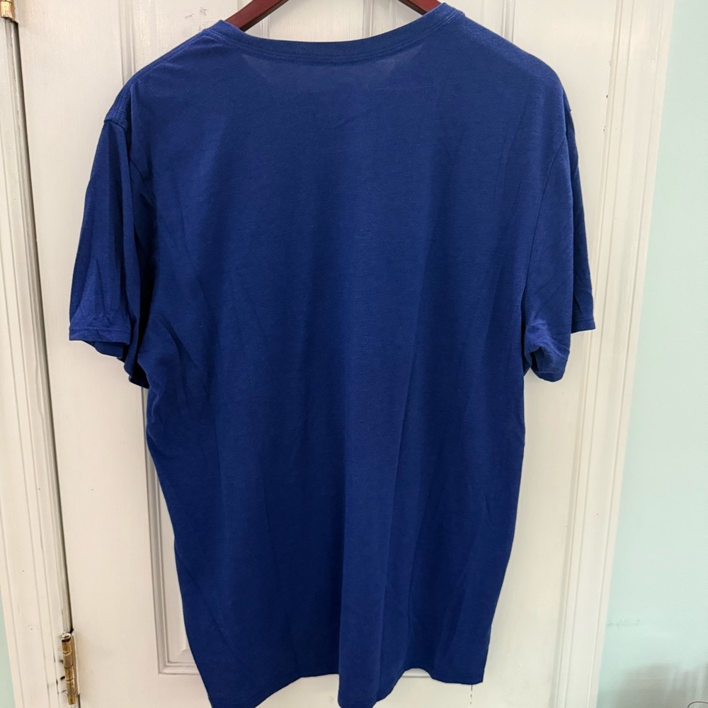 Nike Men’s XL Blue Tri-Blend Athletic Cut T-Shirt – Minimalist Chevron Design - Picture 3 of 4
